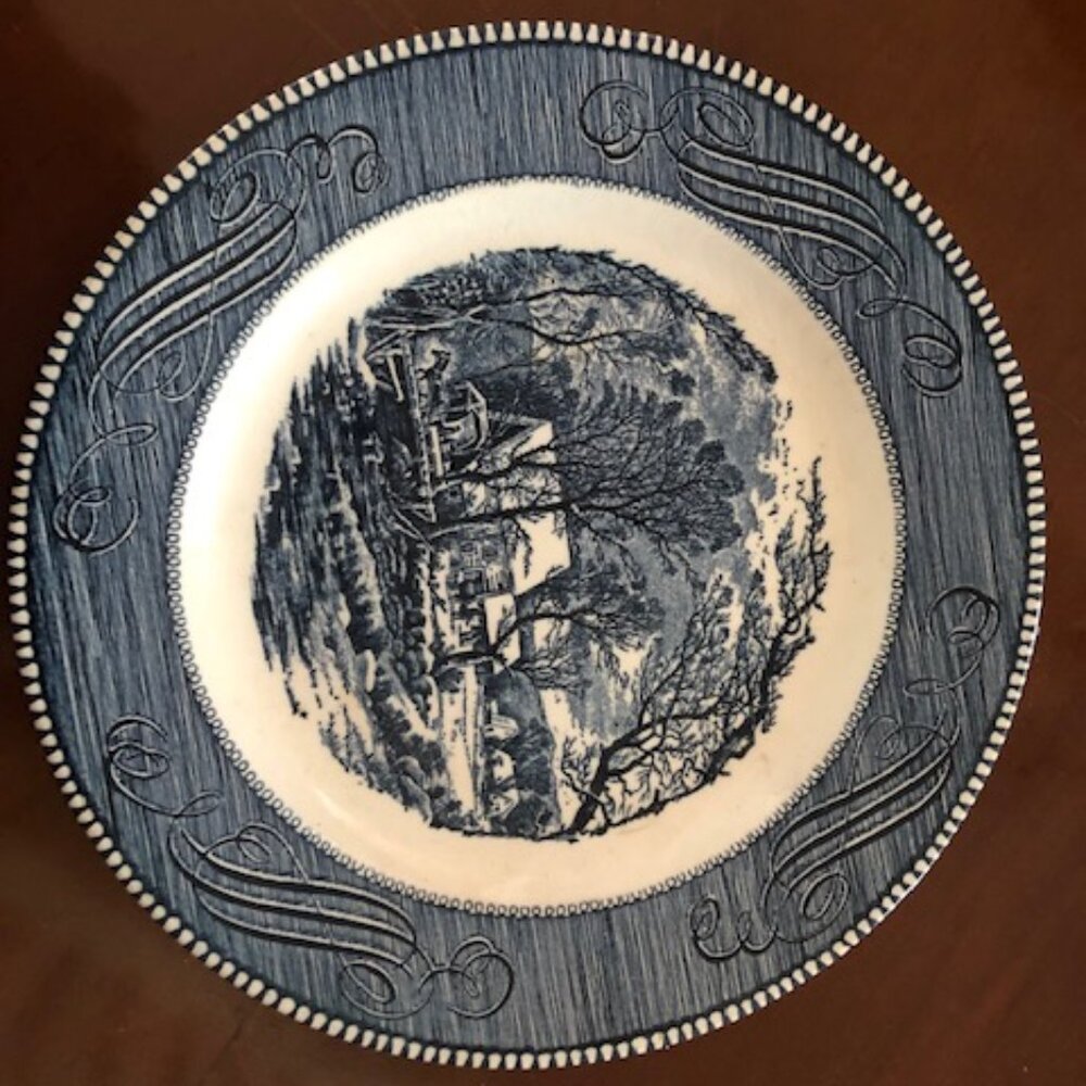 Currrier and Ives Dinner plate by Royal